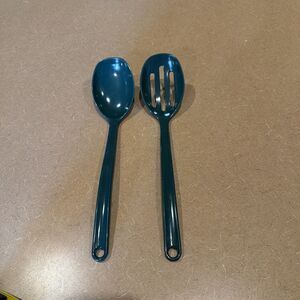 2 VTG Trudeau Forest Green Serving Spoon Slotted Hollinger Design 2532 2526 Set